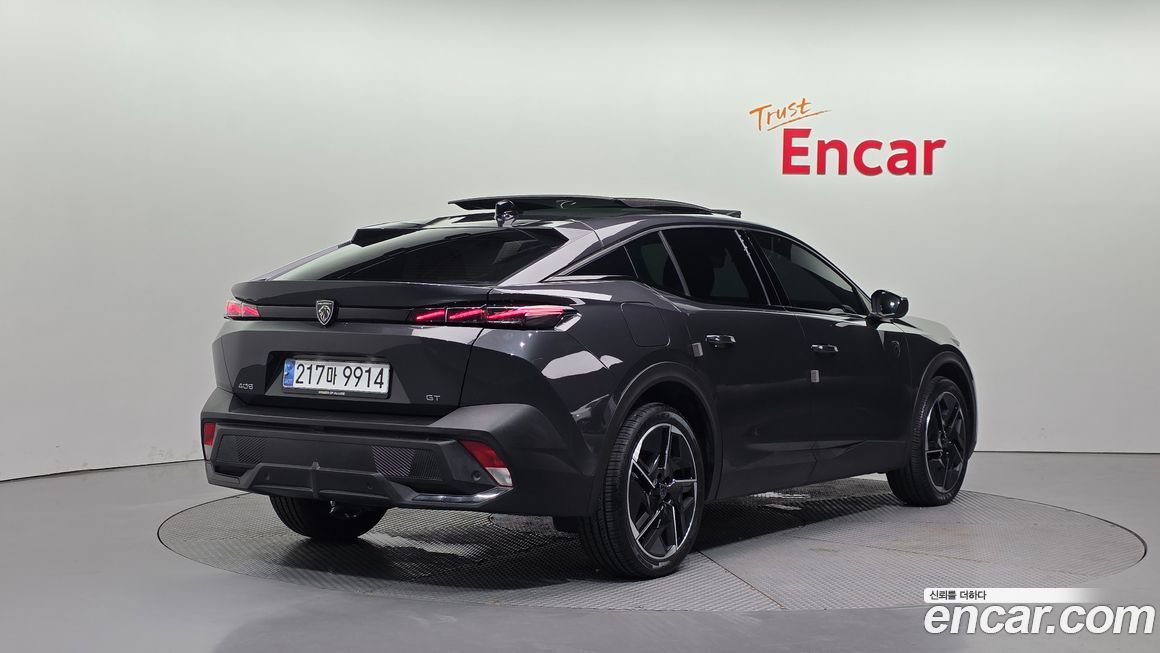 Peugeot 408 2023
