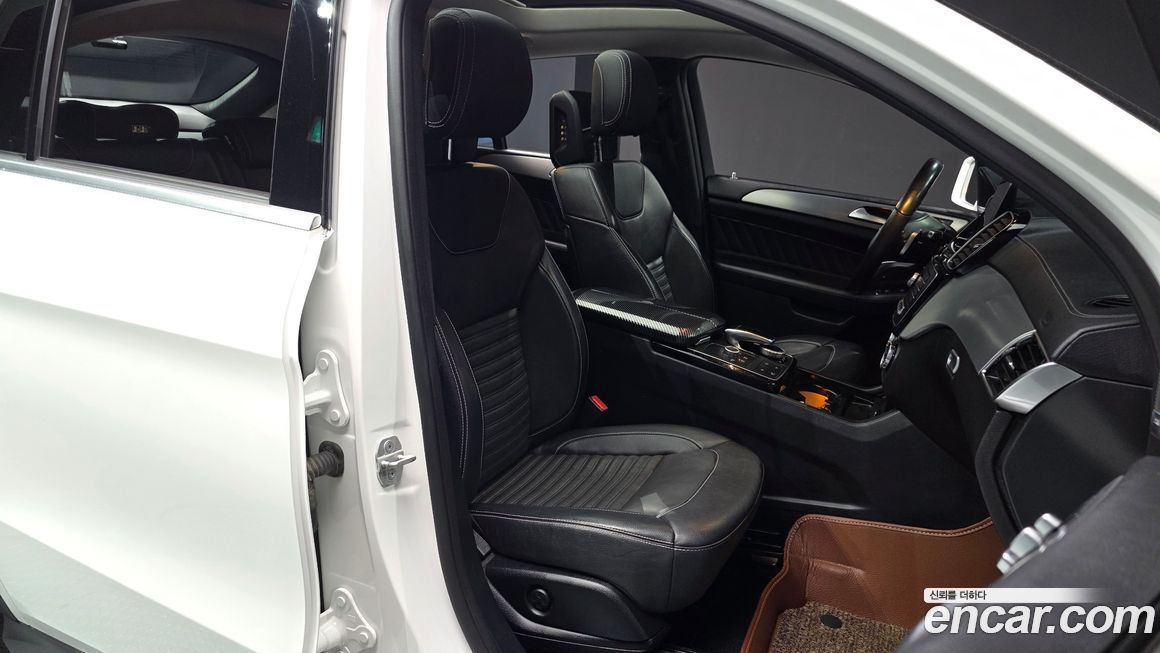 Mercedes-Benz GLE-Class 2017