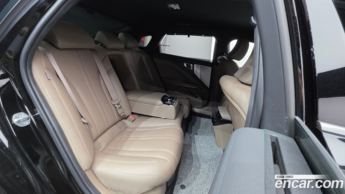 Kia K8 2024