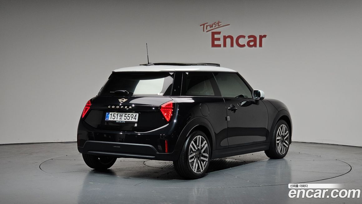 Mini Cooper 2025