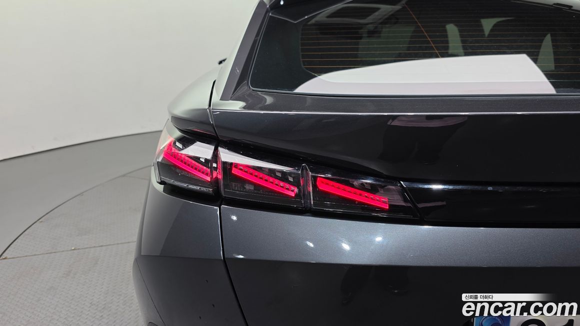 Peugeot 408 2023