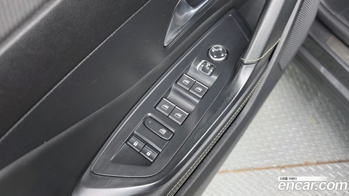 Peugeot 408 2023
