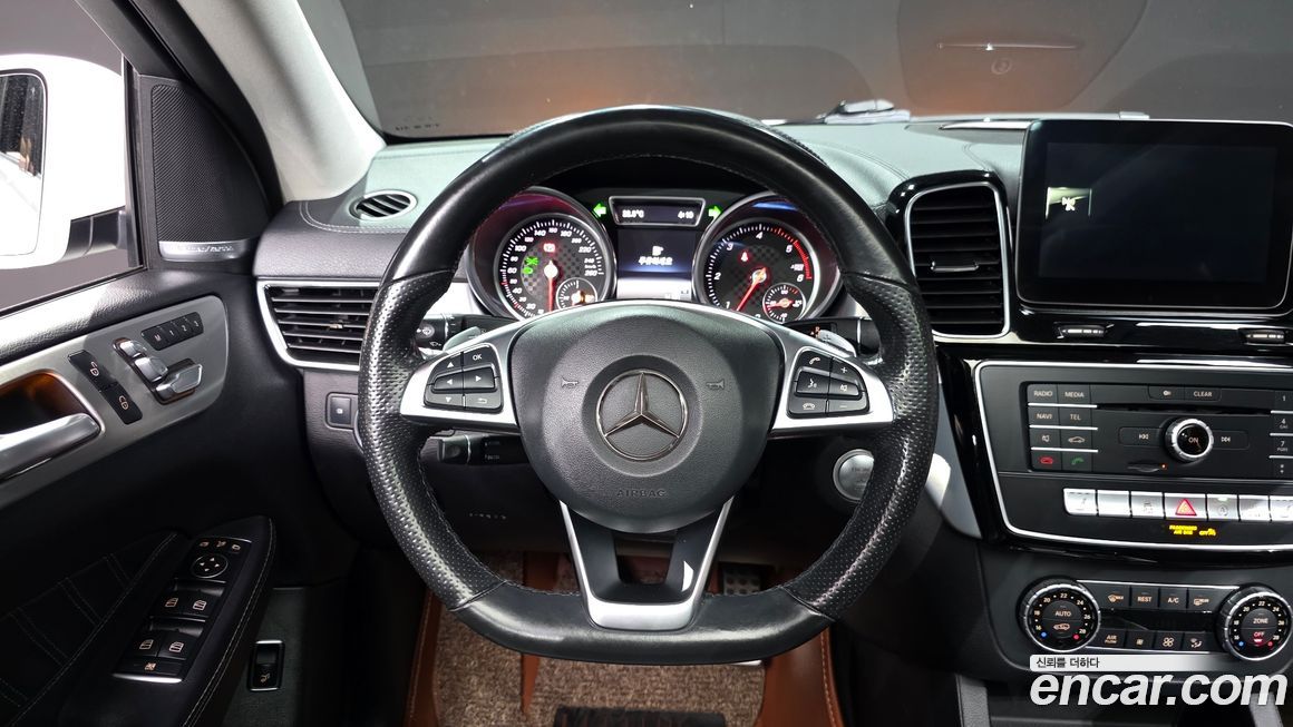 Mercedes-Benz GLE-Class 2017