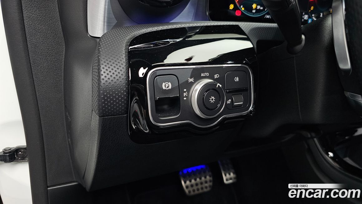 Mercedes-Benz CLA-Class 2022
