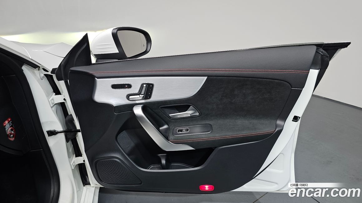 Mercedes-Benz CLA-Class 2022