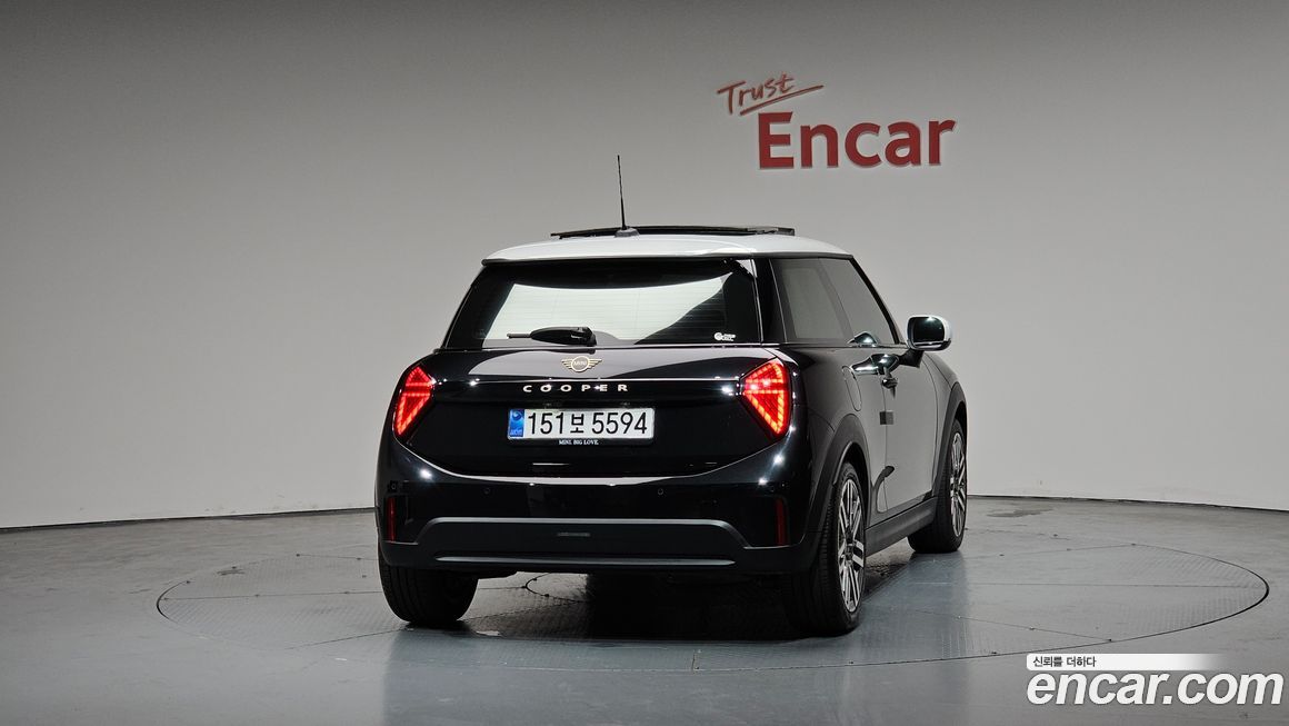 Mini Cooper 2025