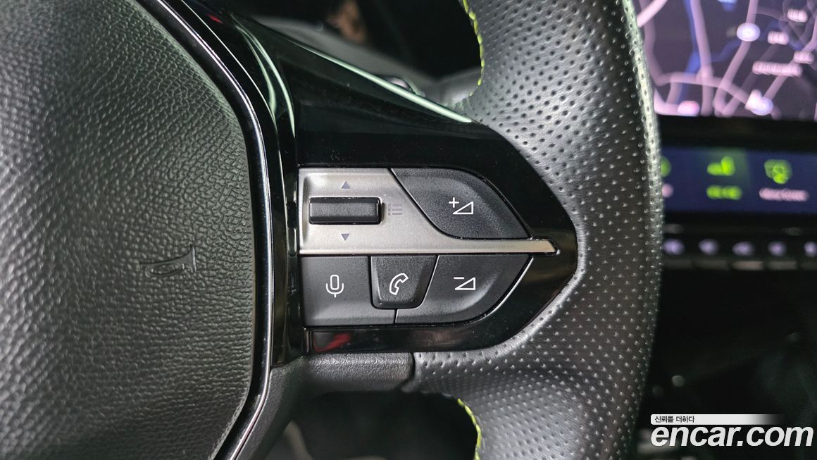 Peugeot 408 2023