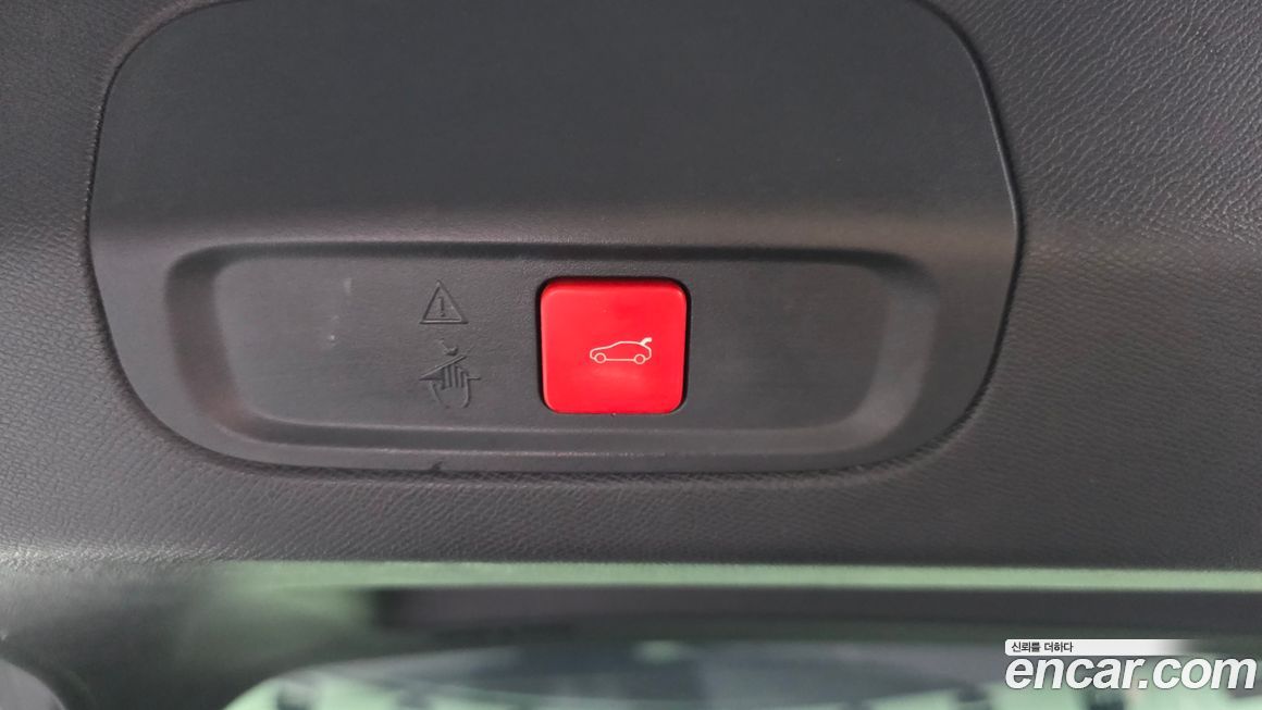 Peugeot 408 2023