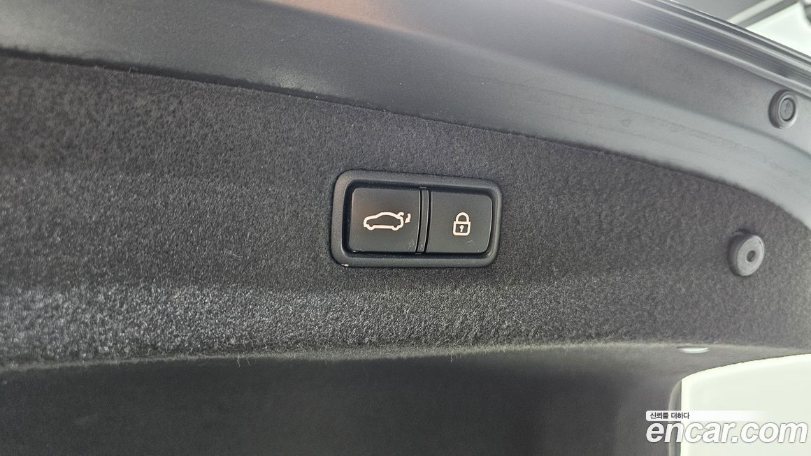 Genesis G90 2019