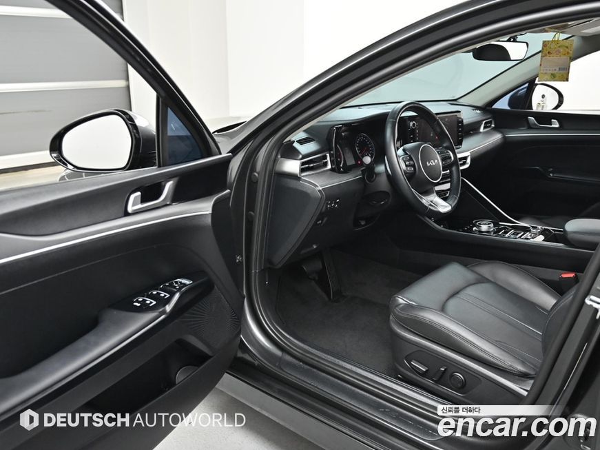 Kia K5 2023