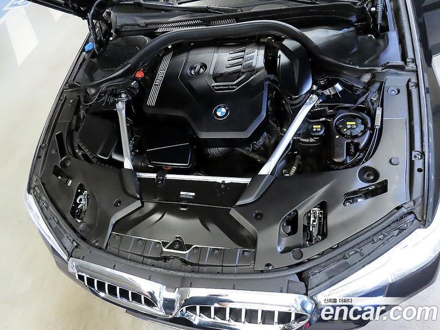 BMW 5-Series 2022