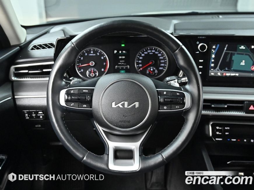 Kia K5 2023