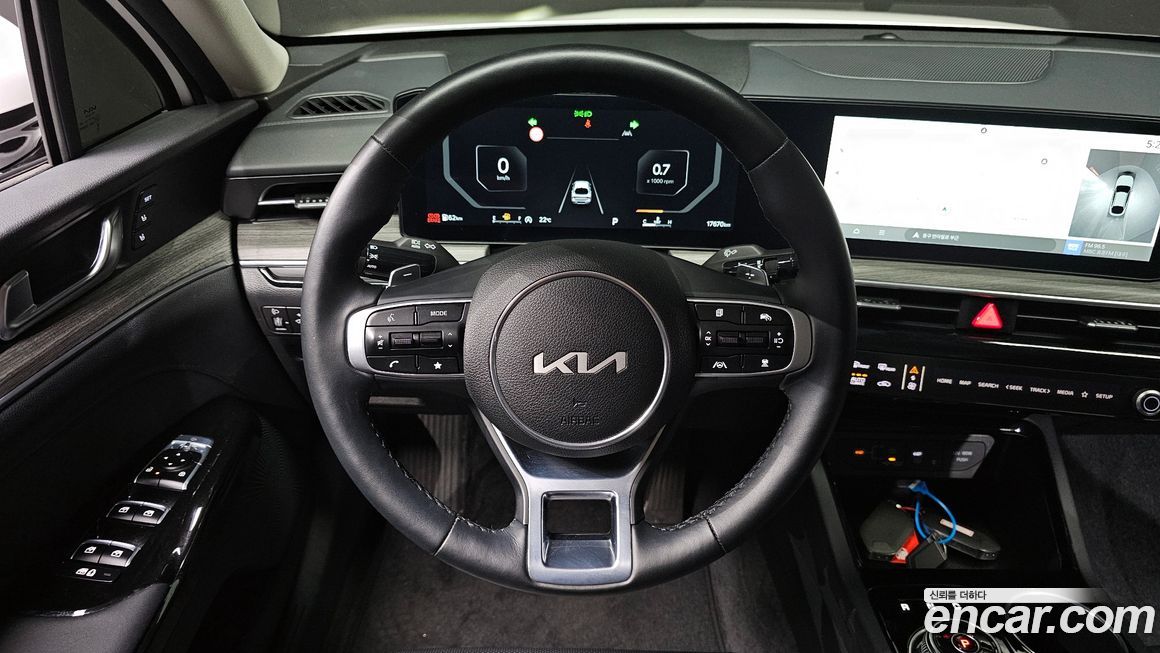 Kia K5 2025