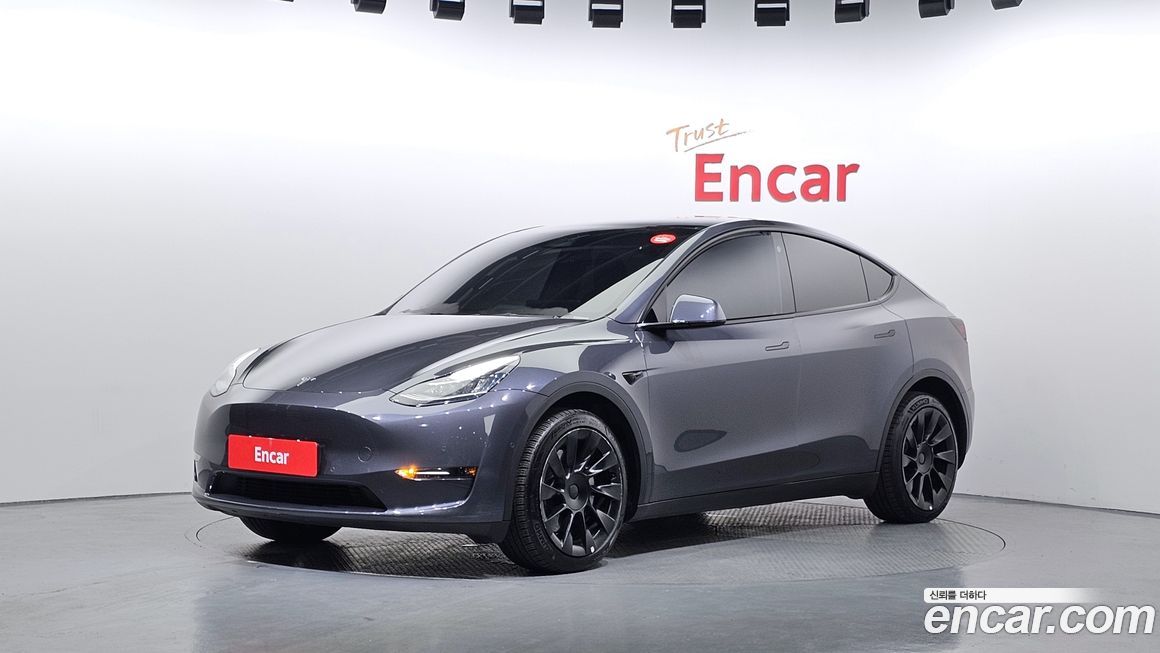 Tesla Model Y 2022