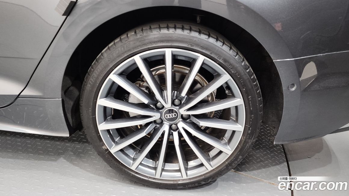 Audi A5 2023