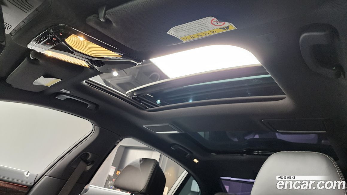 BMW 7-Series 2016