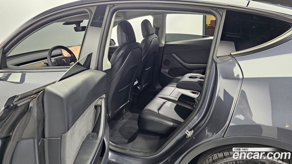 Tesla Model Y 2022