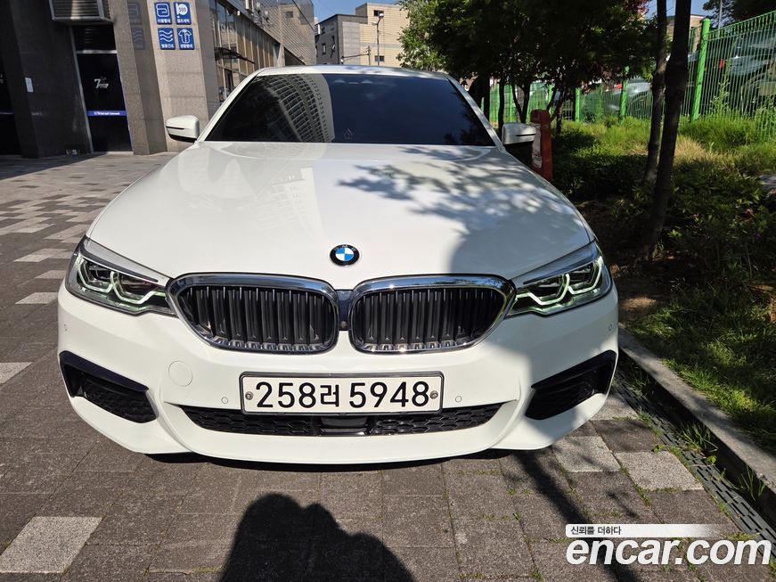 BMW 5-Series 2020
