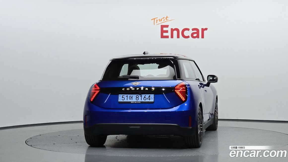 Mini Cooper 2024