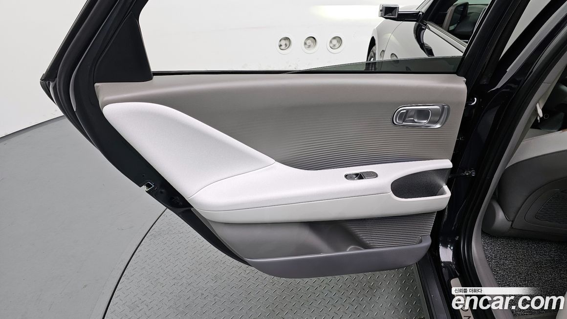 Hyundai Ioniq6 2025