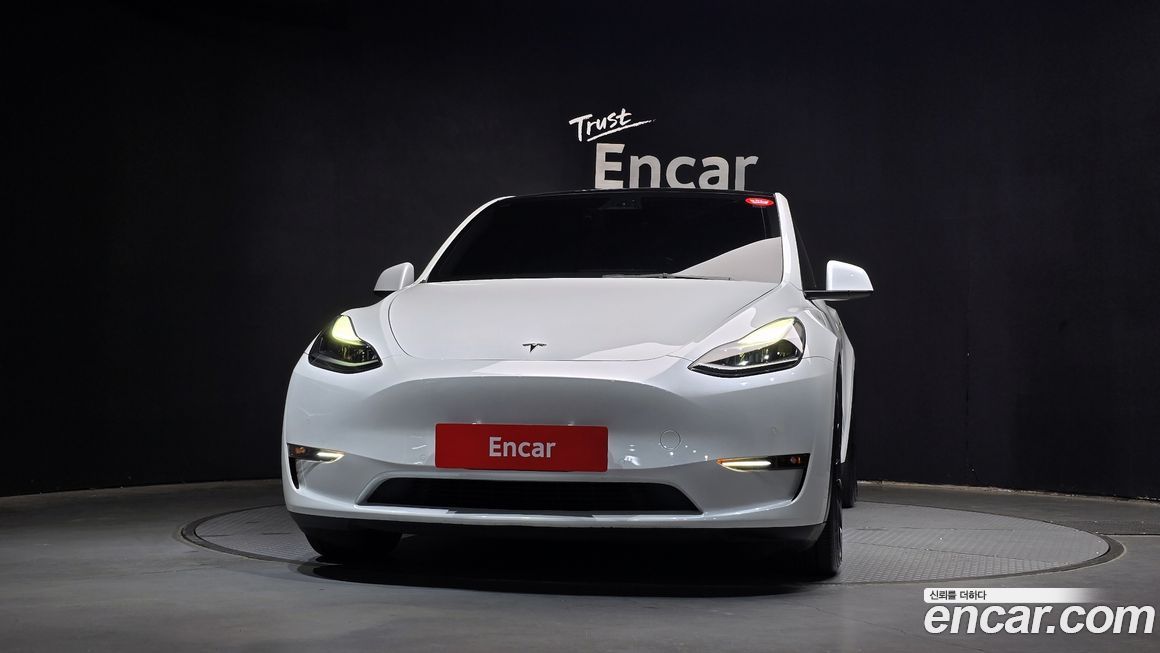 Tesla Model Y 2021