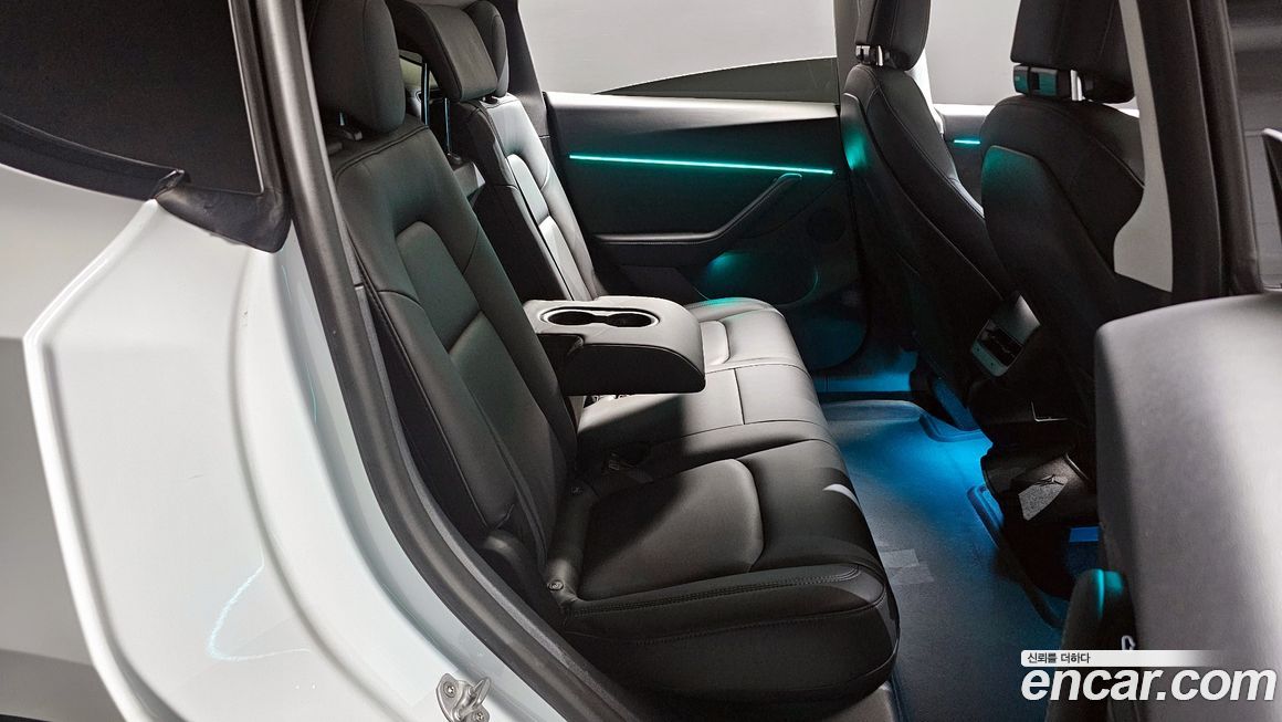 Tesla Model Y 2021