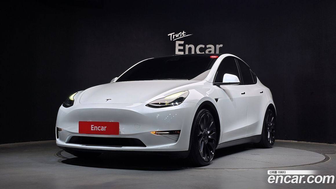 Tesla Model Y 2021