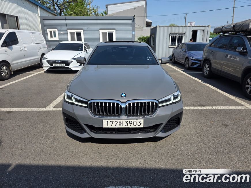 BMW 5-Series 2021