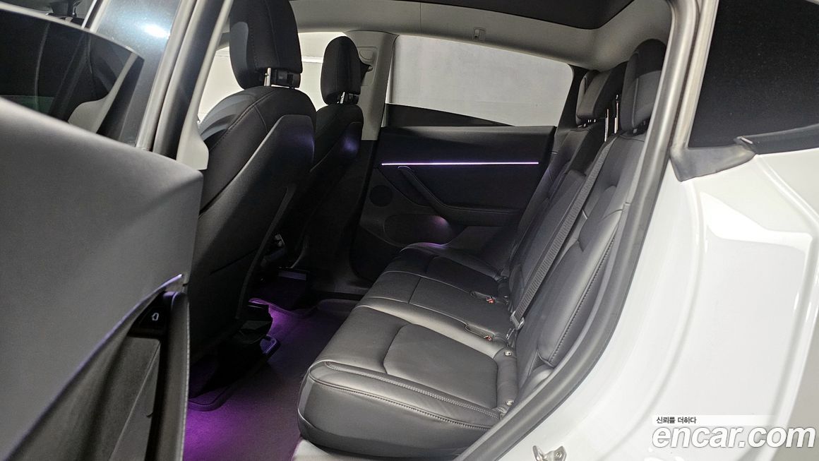 Tesla Model Y 2021