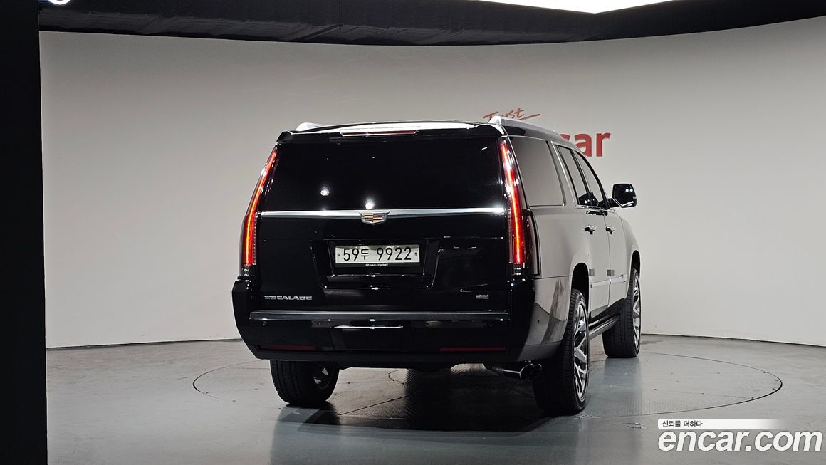 Cadillac Escalade 2018
