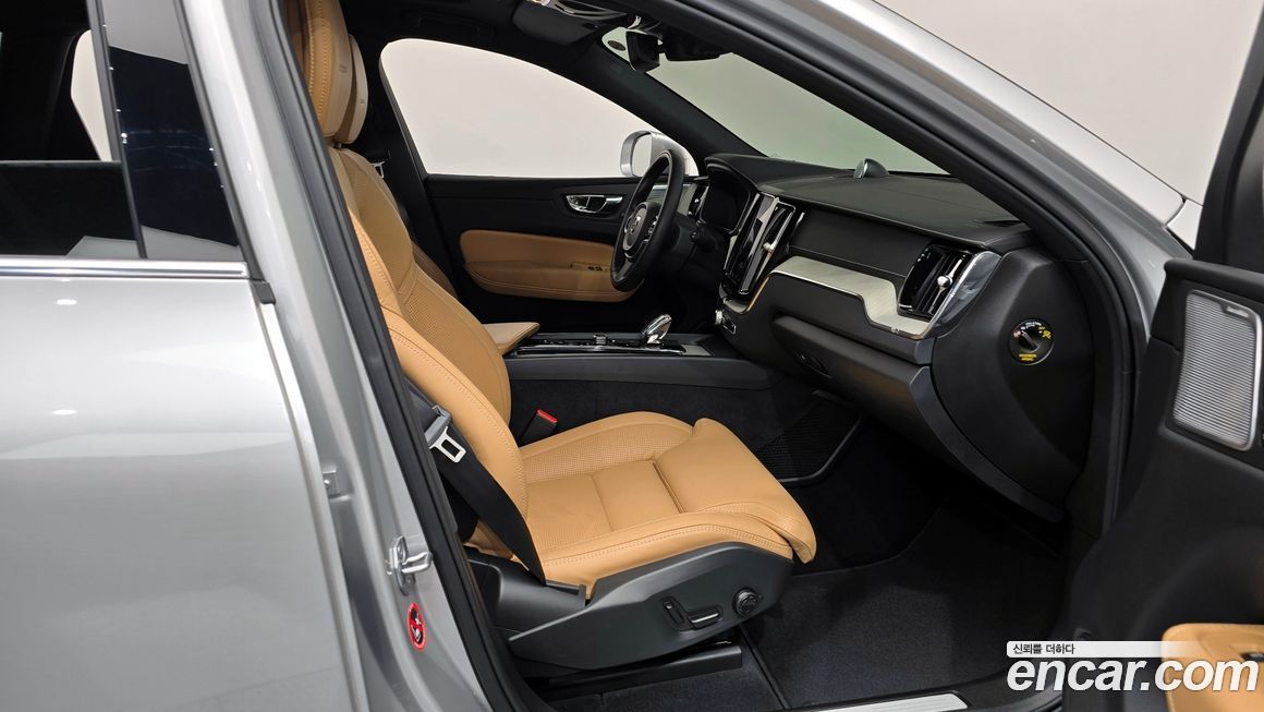 Volvo XC60 2020
