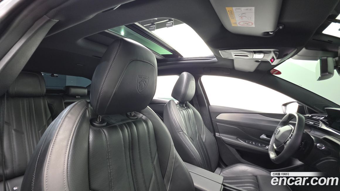 Peugeot 408 2023