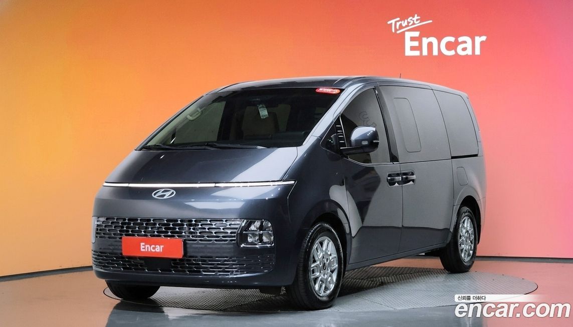 Hyundai Staria 2025