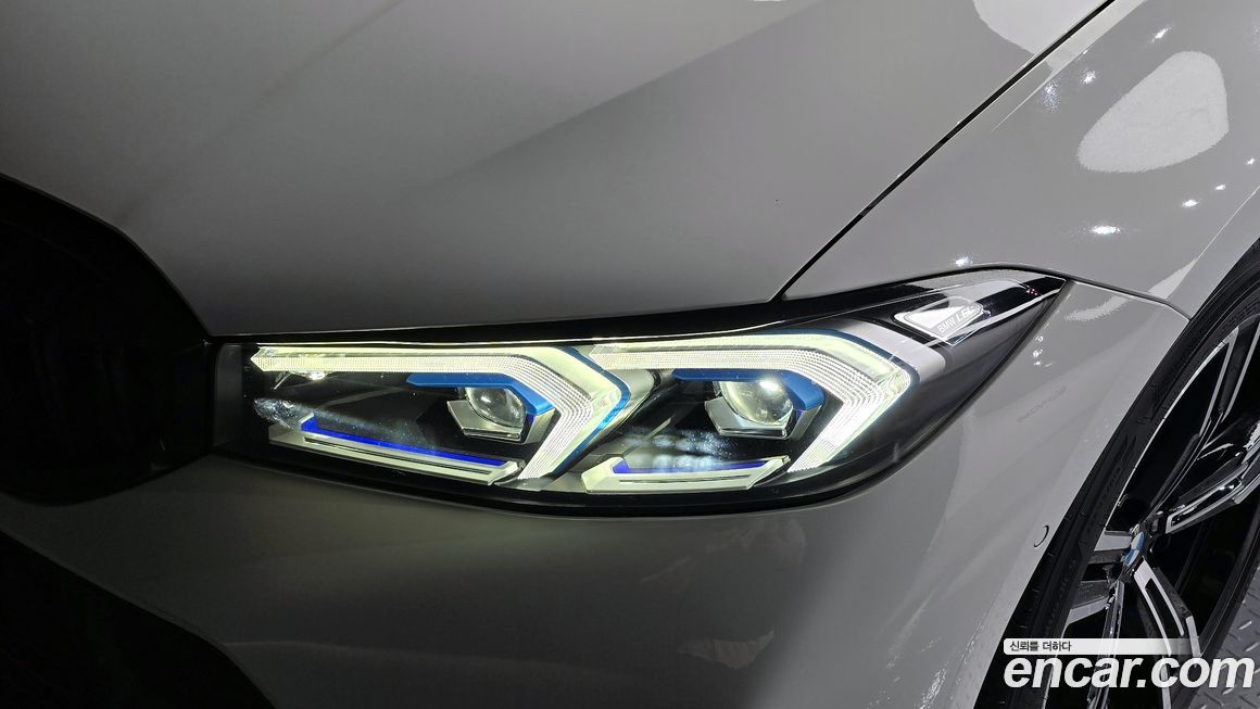 BMW 3-Series 2024