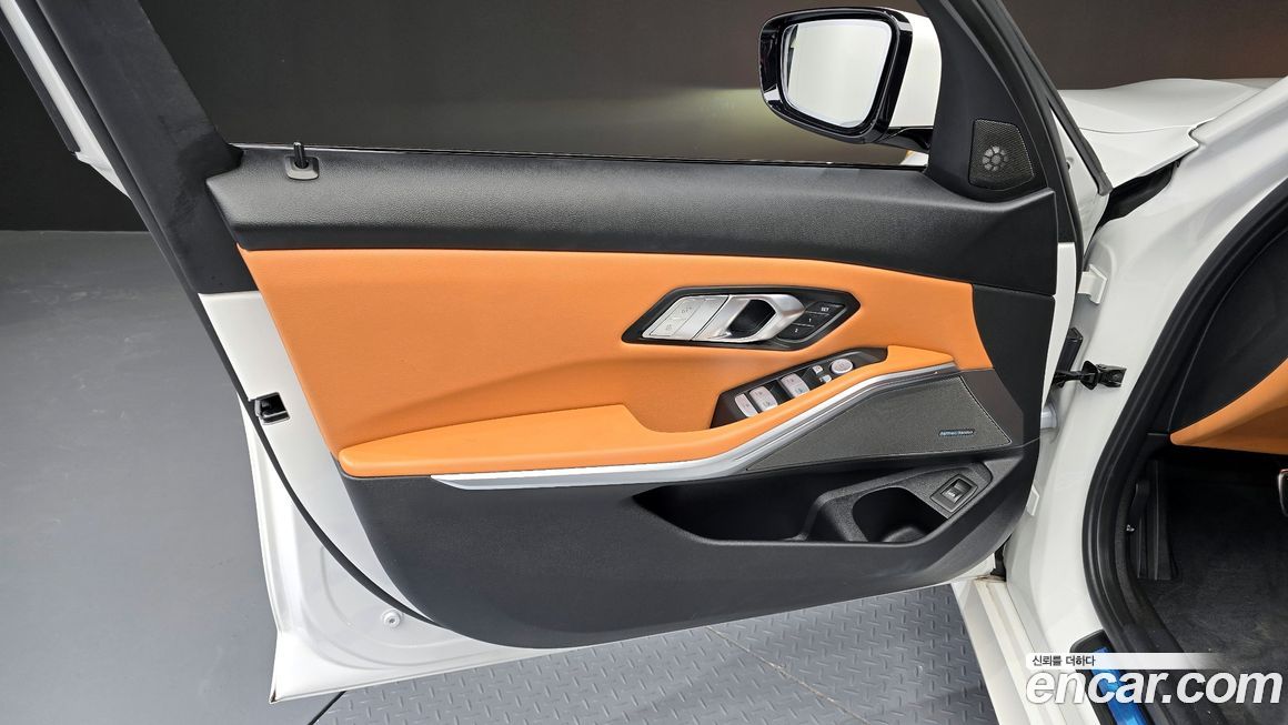 BMW 3-Series 2024
