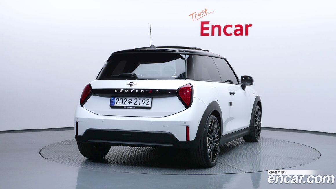 Mini Cooper 2025