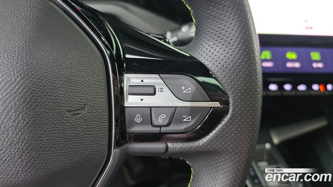 Peugeot 408 2023