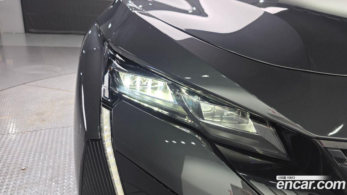 Peugeot 408 2023