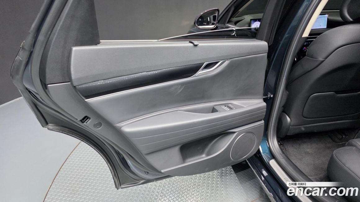 Genesis G80 2025