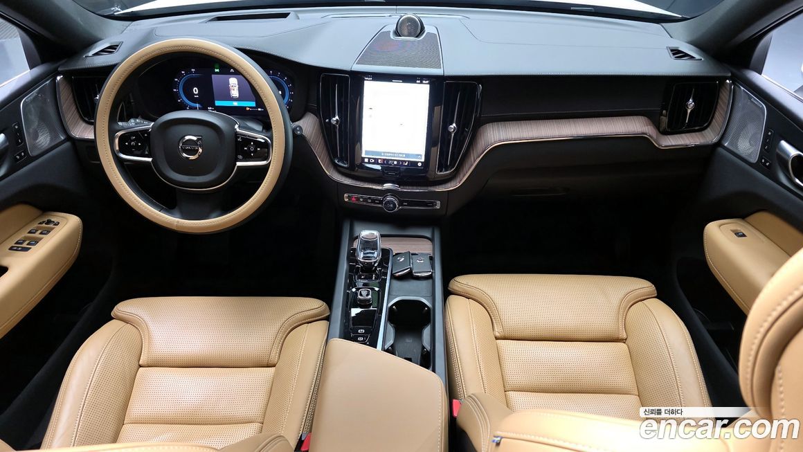 Volvo XC60 2024