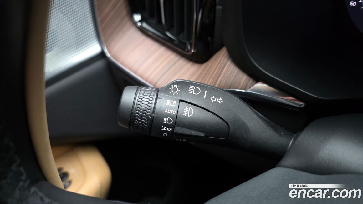 Volvo XC60 2024