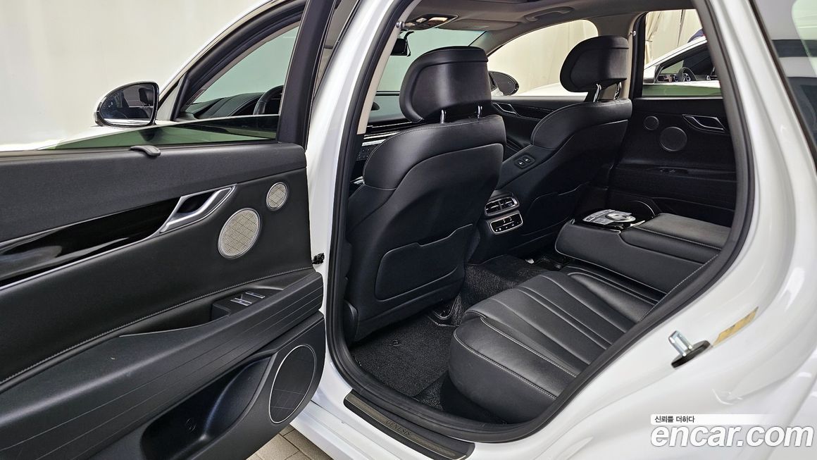 Genesis G80 2021