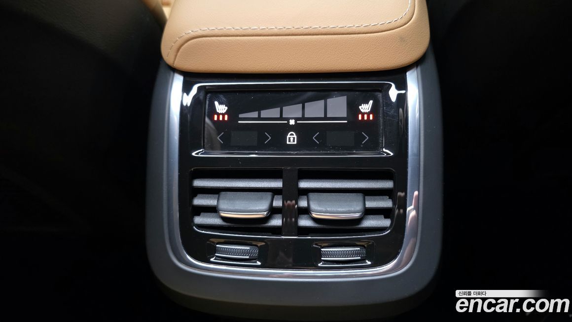 Volvo XC60 2024