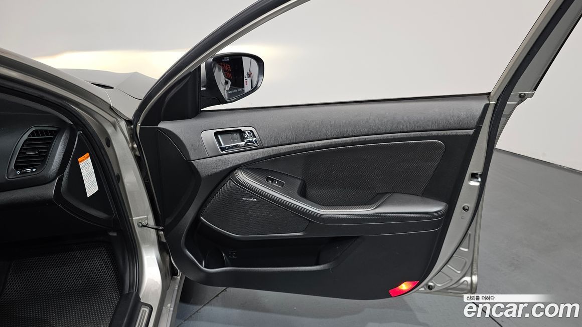 Kia K5 2012