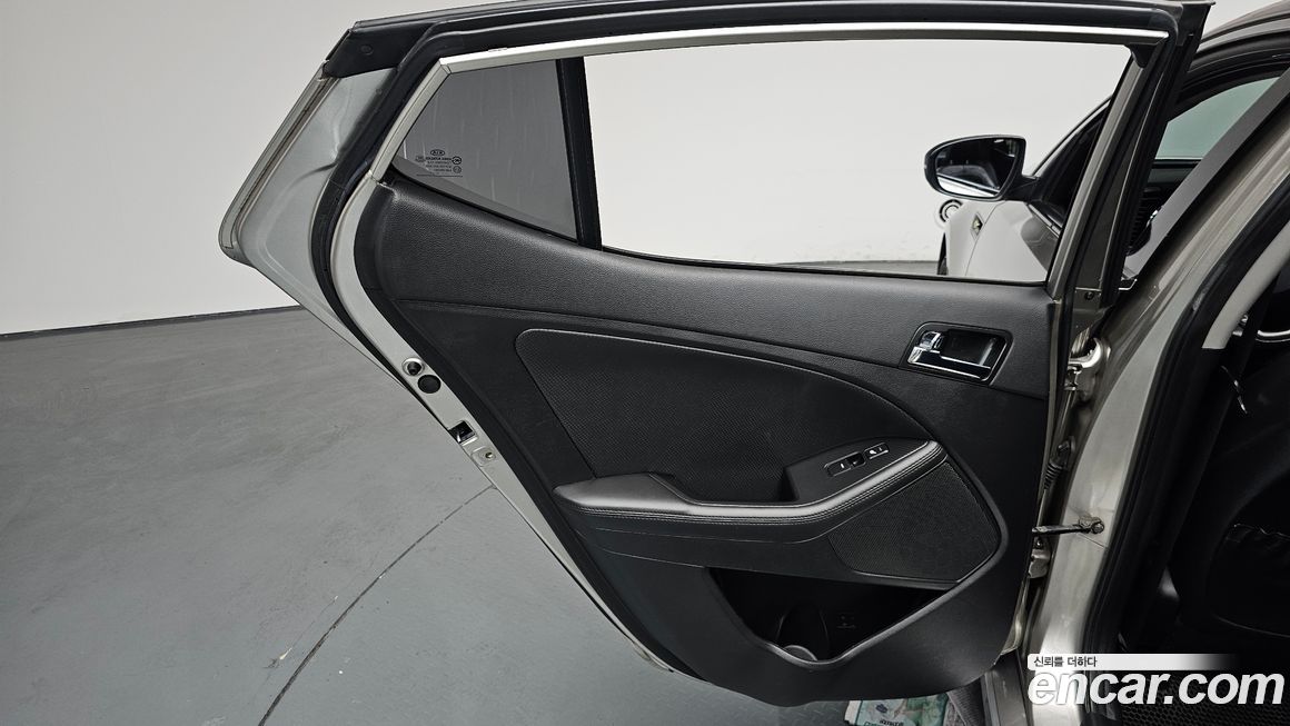 Kia K5 2012