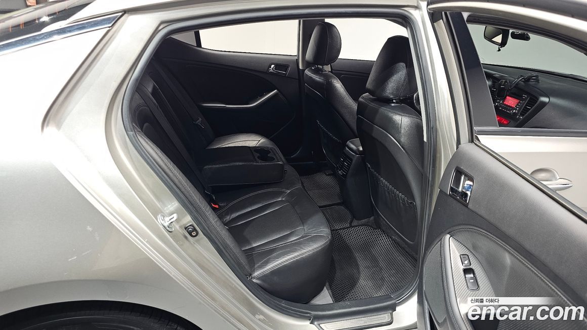 Kia K5 2012