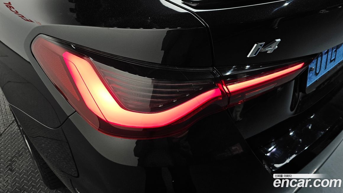 BMW i4 2024