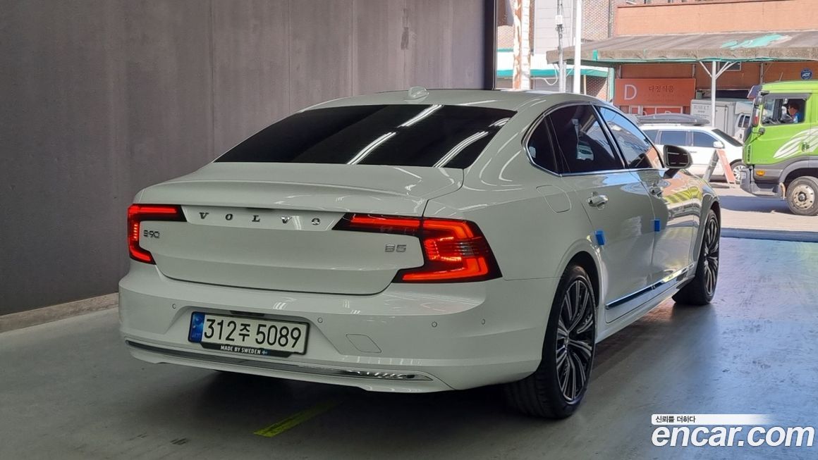 Volvo S90 2021