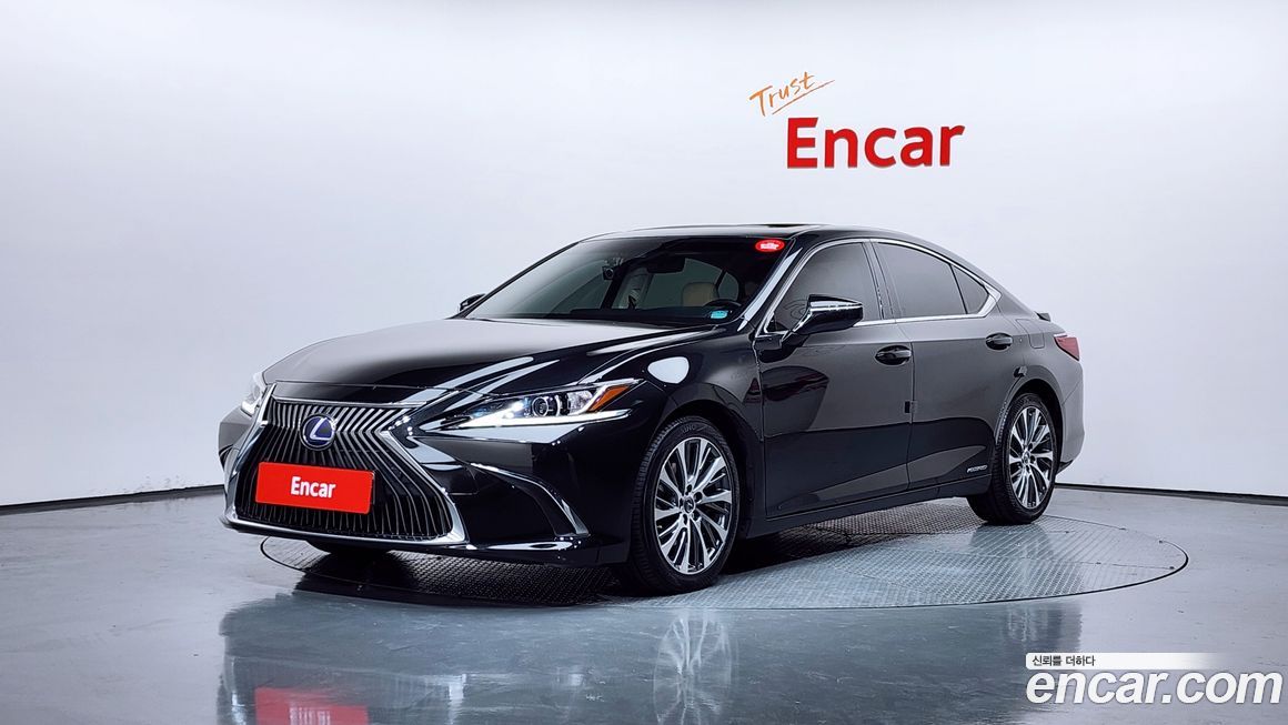 Lexus ES 2019