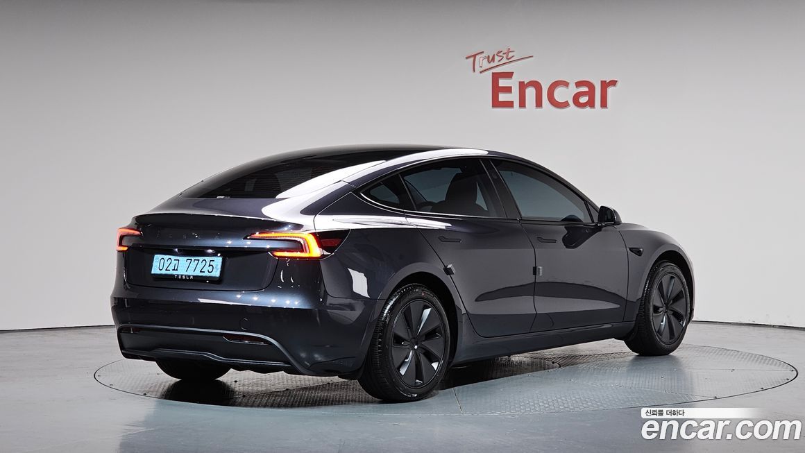 Tesla Model 3 2026